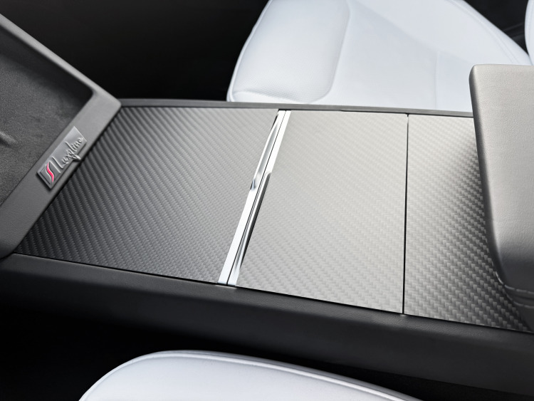 Insert console centrale fibre de carbone mate compatible Tesla Model 3 Highland (apr&egrave;s 09/2024) Model Y Juniper (apr&egrave;s 03/2025)